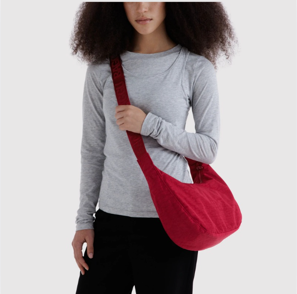 Baggu Medium Nylon Crescent Bag - Cherry