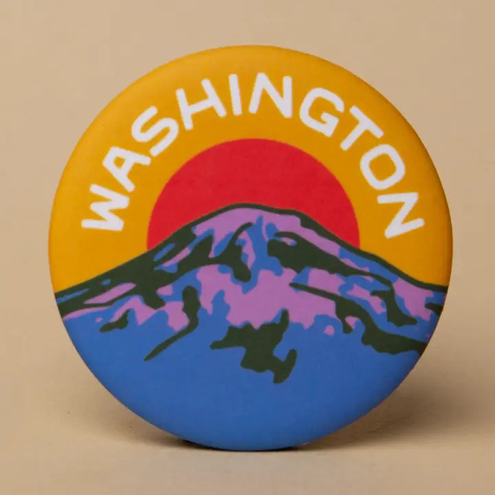 Mt. Rainier Washington (Yellow) Round Magnet
