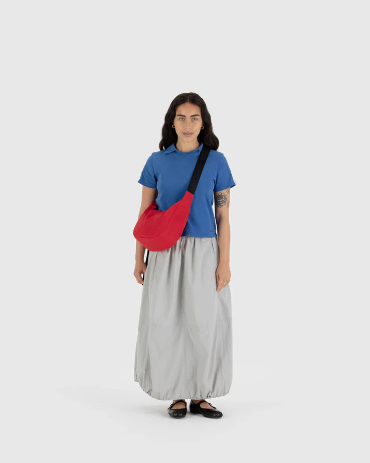 Baggu Medium Nylon Crescent Bag - Candy Apple