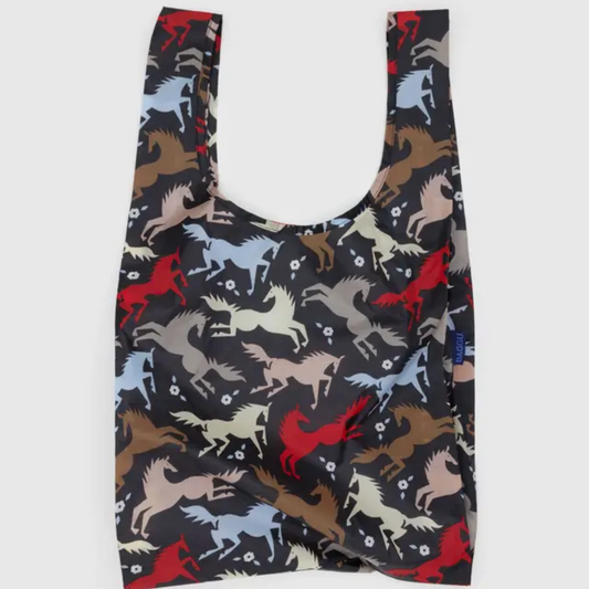 Shopping bag with horse pattern