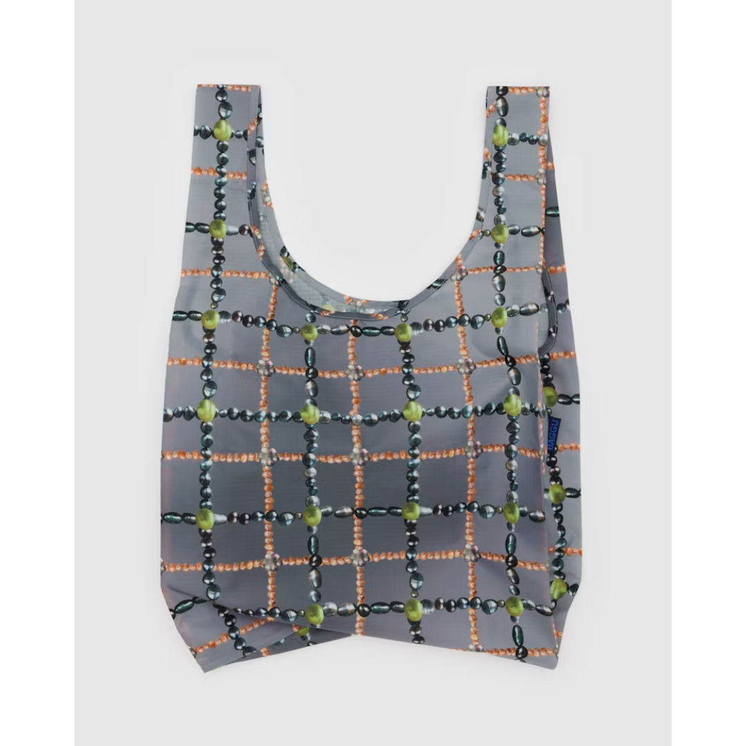 Gray reusable tote bag featuring a pattern of beaded chains appearing in a plaid pattern.