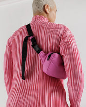Load image into Gallery viewer, Baggu Puffy Fanny Pack - Extra Pink
