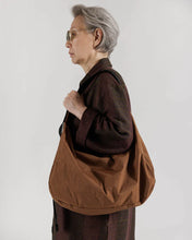 Load image into Gallery viewer, Baggu Large Nylon Crescent Bag - Brown
