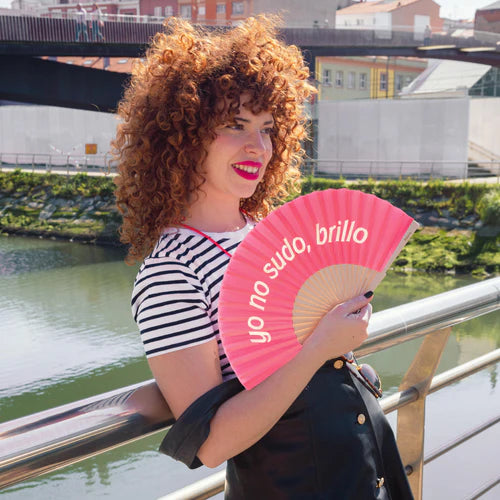 Hand Fan - Yo No Sudo Brillo - Pink