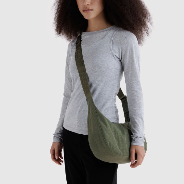 Baggu Medium Nylon Crescent Bag -Caper