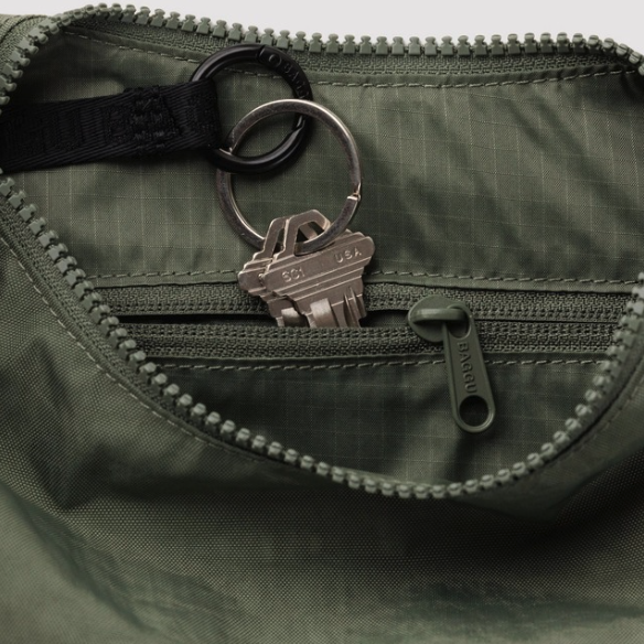 Baggu Small Nylon Crescent Bag - Caper