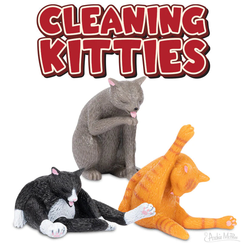 Cleaning Kitties