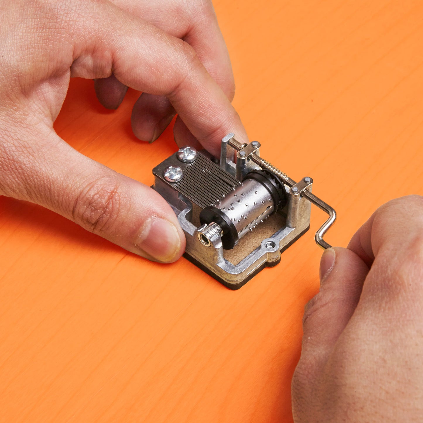 Happy Birthday - Crank Handle Music Box