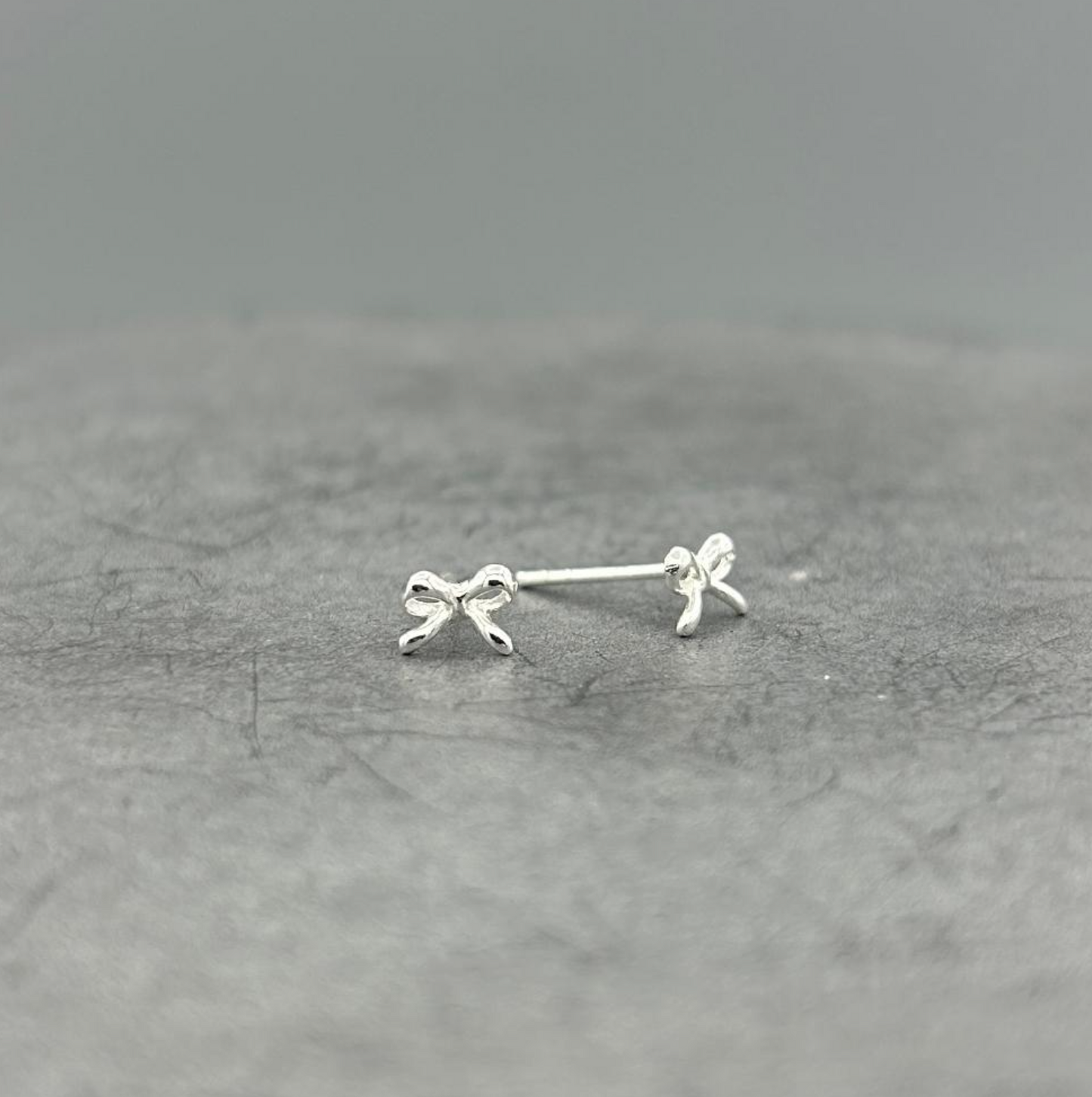 SS Mini Bow Studs