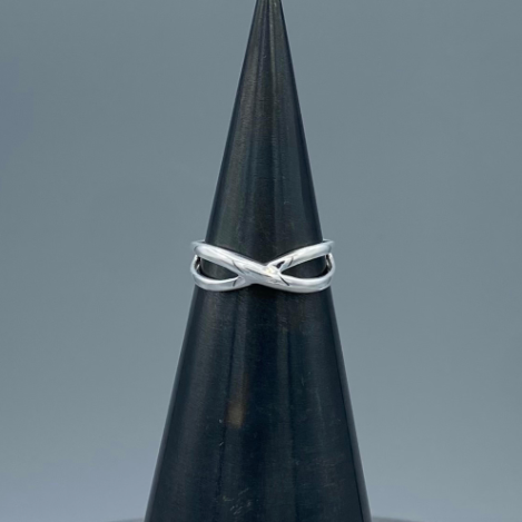 Silver Crossing Bands Ring
