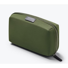 Load image into Gallery viewer, Bellroy Tech Kit - Ranger Green
