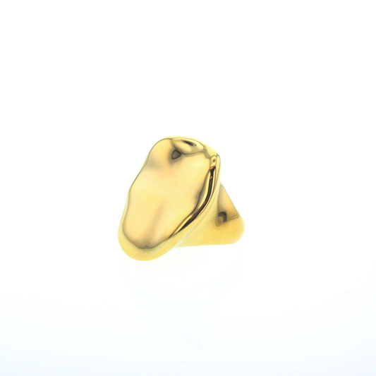 Large organic shaped goldtone ring