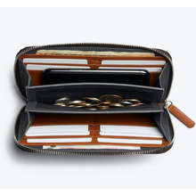 Load image into Gallery viewer, Bellroy Folio - Caramel
