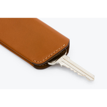 Load image into Gallery viewer, Bellroy Key Cover Plus - Caramel
