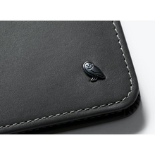 Load image into Gallery viewer, Bellroy Hide &amp; Seek LO Wallet - Charcoal &amp; Cobalt
