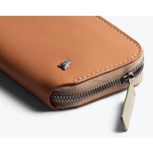Load image into Gallery viewer, Bellroy Folio Mini - Toffee
