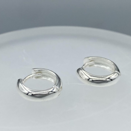SS Small Huggie Hoop