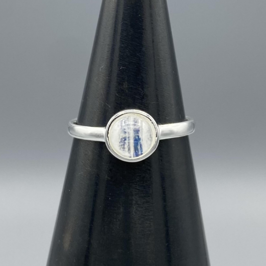 Silver Simple Moonstone Ring