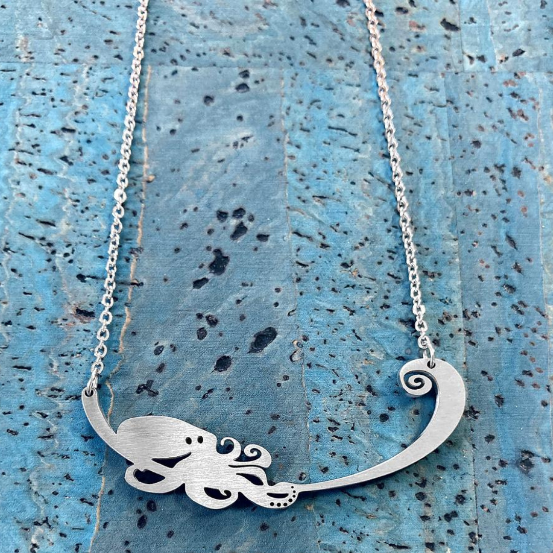 The Wave Necklace - Octopus